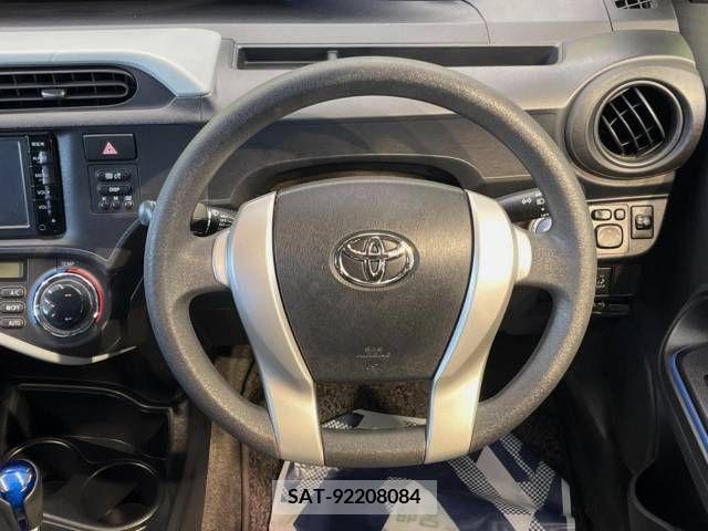 Toyota AQUA 2014-10 314005-11