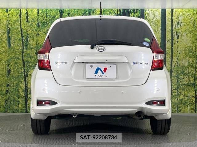 Nissan NOTE 2017-02 349502-15