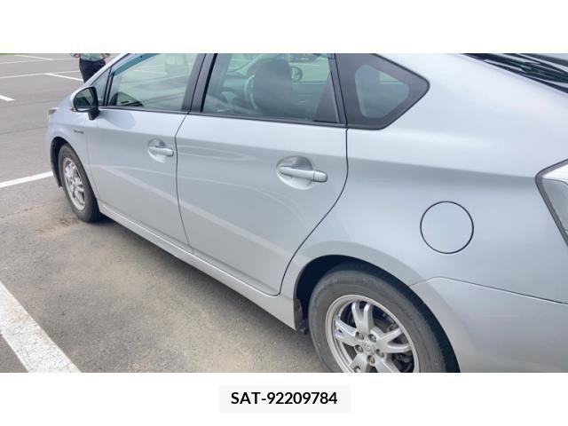 Toyota PRIUS 2015-09 393450-11