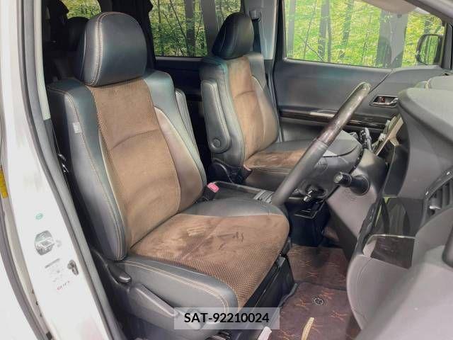 Toyota ALPHARD 2014-04 258930-9