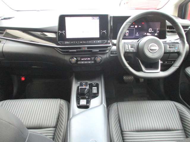 Nissan NOTE 2022-02 195473-1