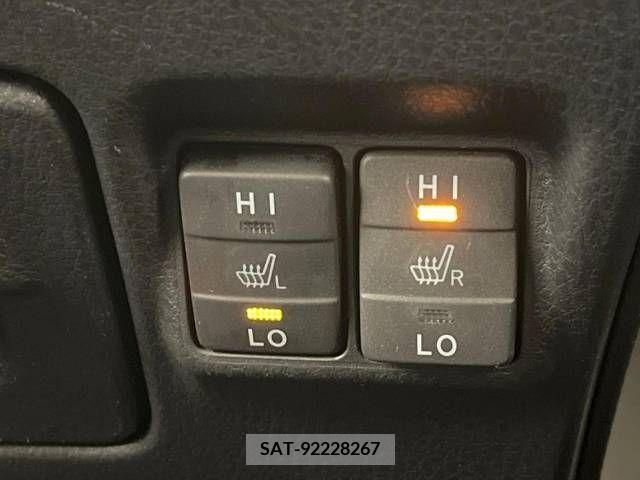 Toyota ESQUIRE 2021-09 216795-5