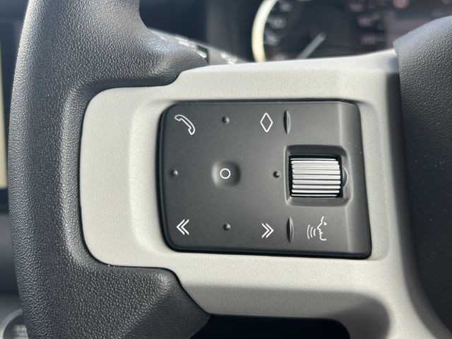 ROVER DEFENDER 2023-03 8059-10