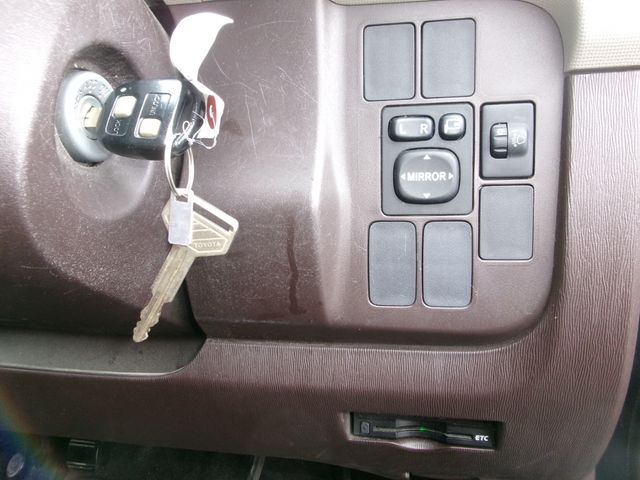 Toyota PASSO 2012-06 181471-15