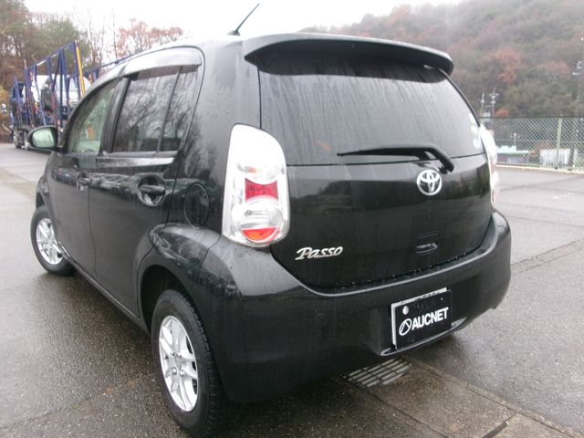 Toyota PASSO 2012-06 181471-2