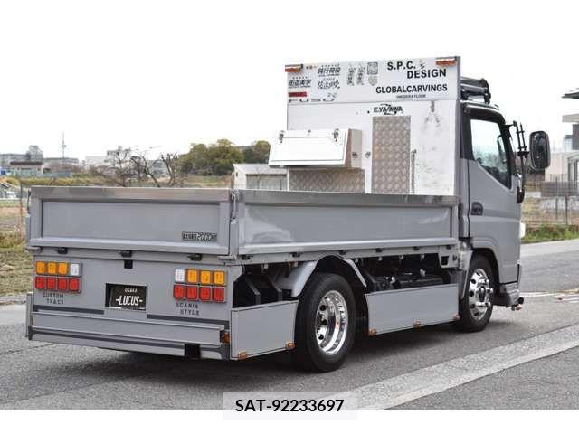 Mitsubishi CANTER 2018-01 216884-5