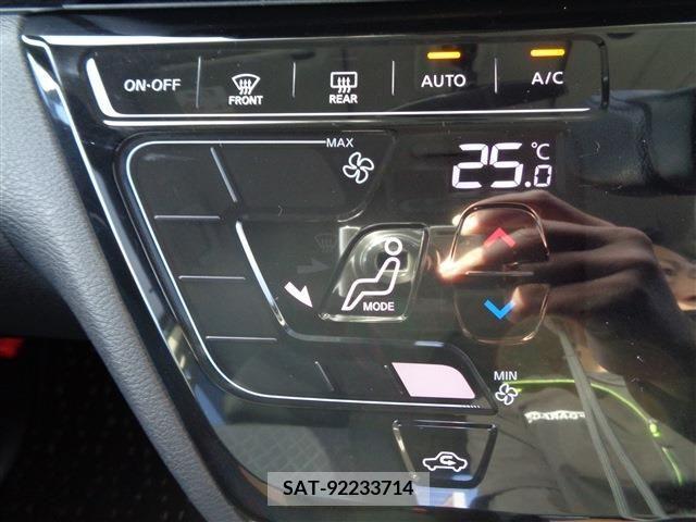 Nissan ROOX 2020-06 252486-18