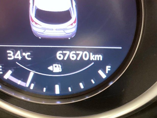 Mazda CX-8 2018-04 24492-19