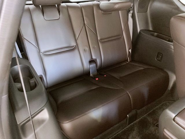 Mazda CX-8 2018-04 24492-11