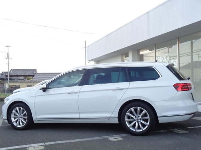 VolksWagen PASSAT VARIANT 2018-05 15870-20