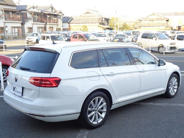 VolksWagen PASSAT VARIANT 2018-05 15870-22