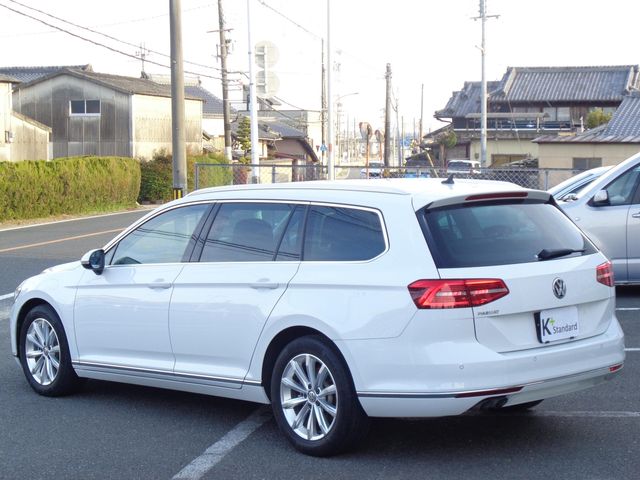VolksWagen PASSAT VARIANT 2018-05 15870-21