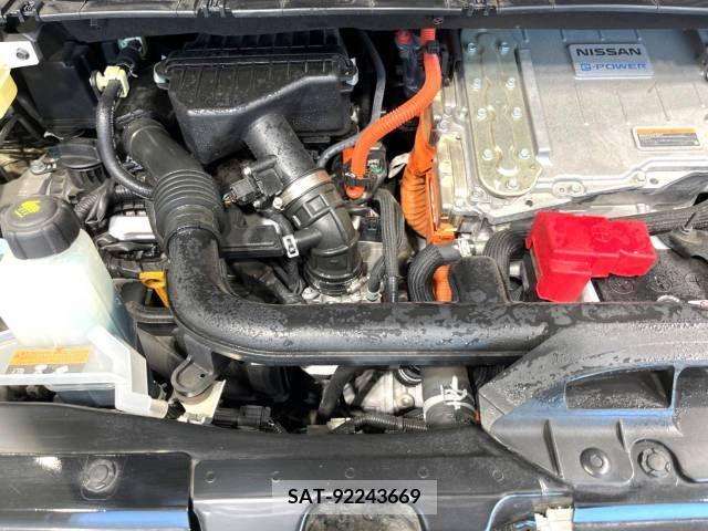 Nissan SERENA 2019-03 220558-19