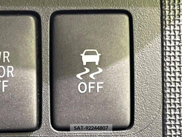 Toyota SPADE 2014-08 340081-6