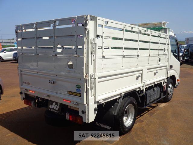 Hino DUTRO 2019-07 296727-2