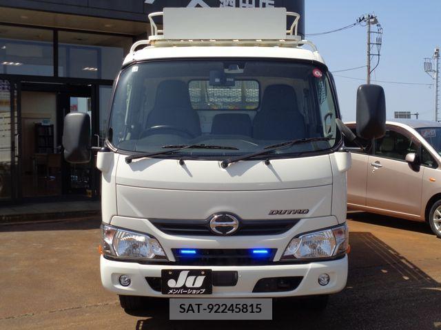 Hino DUTRO 2019-07 296727-3