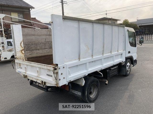 Mazda TITAN 2004-03 287675-4