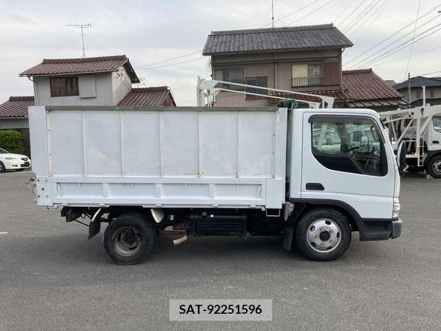 Mazda TITAN 2004-03 287675-8