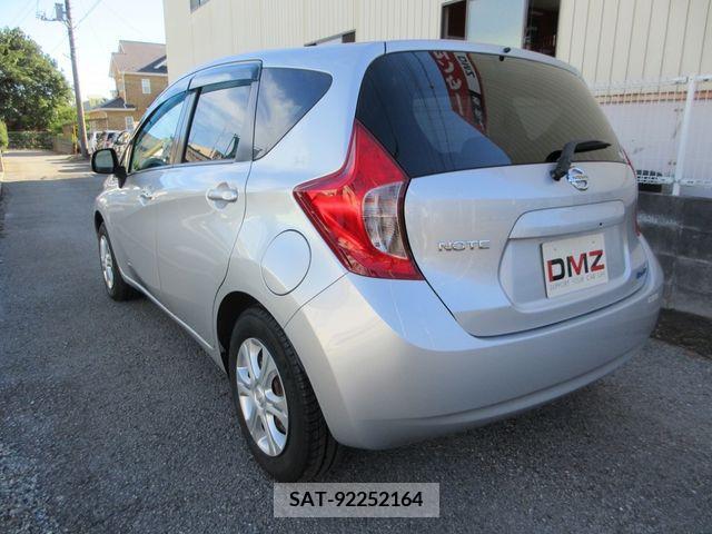 Nissan NOTE 2012-09 203725-4
