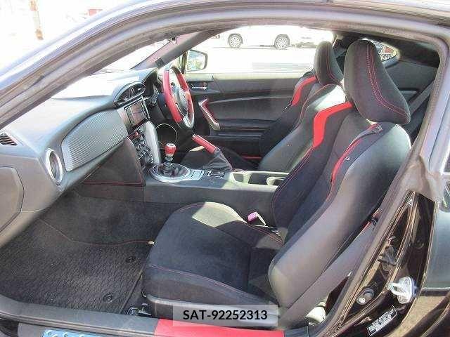 Toyota 86 2013-12 321195-11