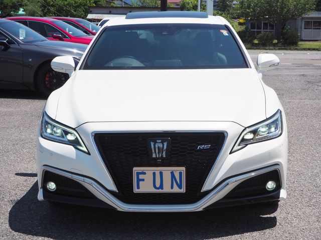 Toyota CROWN SEDAN 2018-06 3047-1