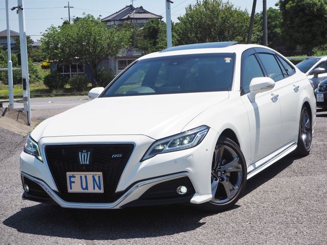 Toyota CROWN SEDAN 2018-06 3047-0