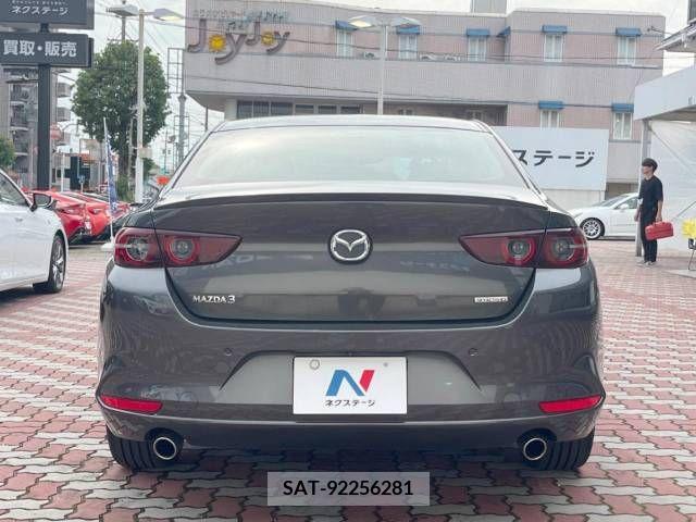 Mazda MAZDA3 2019-07 325408-15