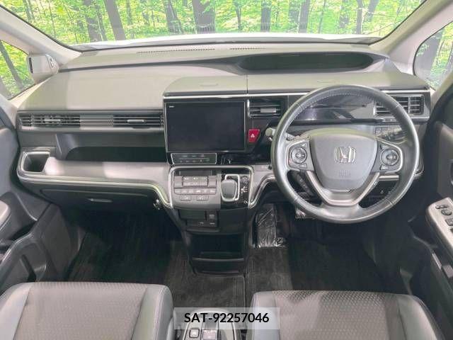 Honda e 2020-02 384830-1