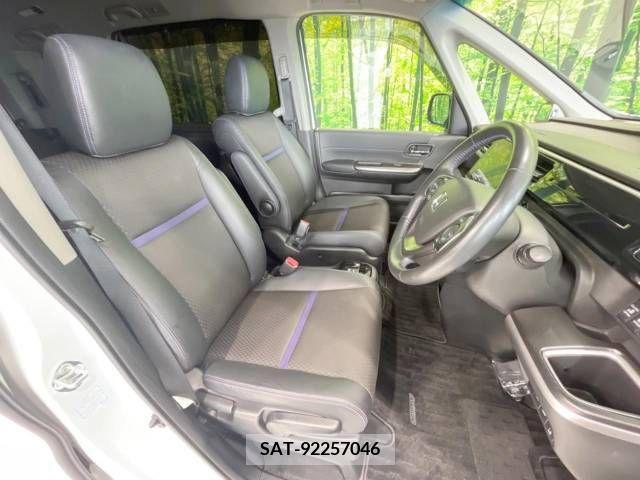Honda e 2020-02 384830-8