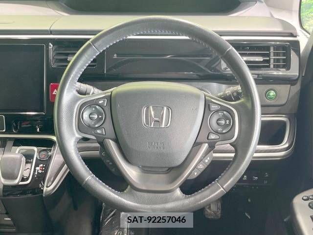 Honda e 2020-02 384830-12