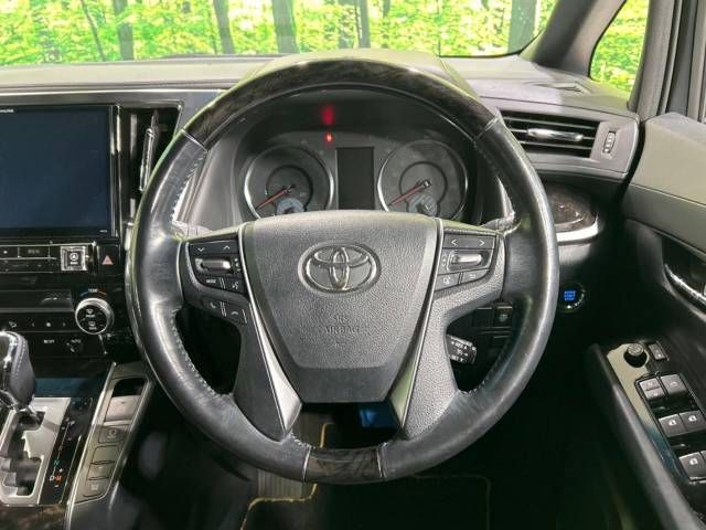 Toyota VELLFIRE 2017-09 185183-12