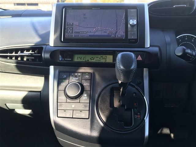 Toyota WISH 2010-10 180912-27