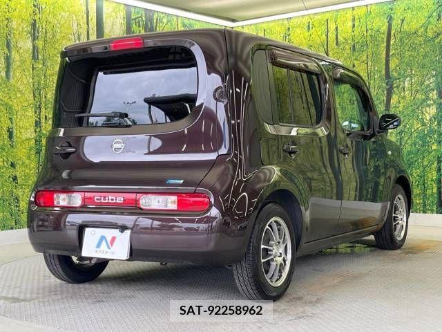 Nissan CUBE 2013-01 378447-17