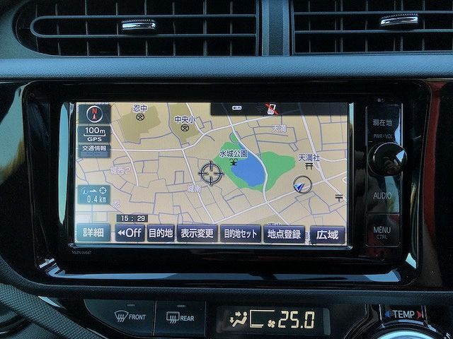 Toyota AQUA 2015-04 187839-4