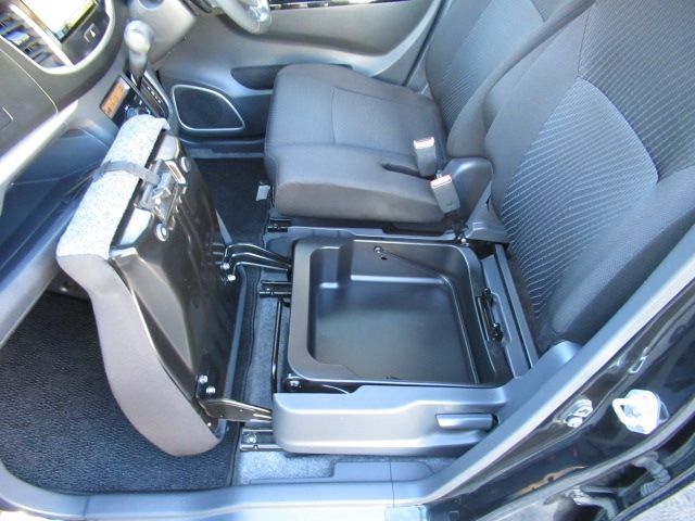 Suzuki WAGON R 2013-03 15797-17