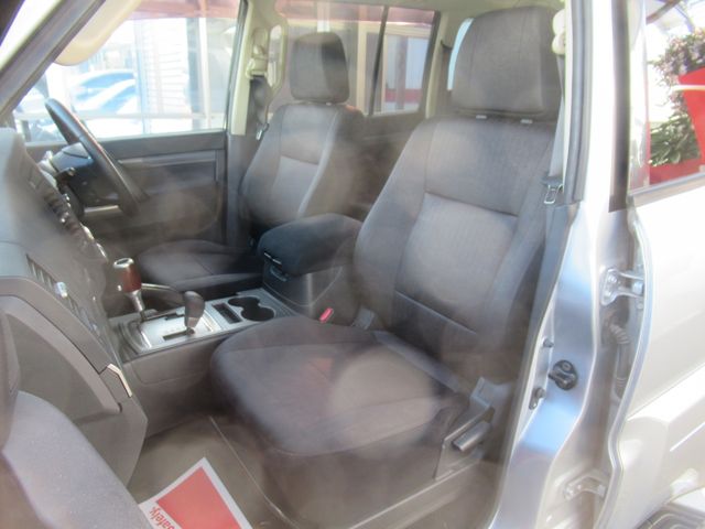 Mitsubishi PAJERO 2013-06 191406-8
