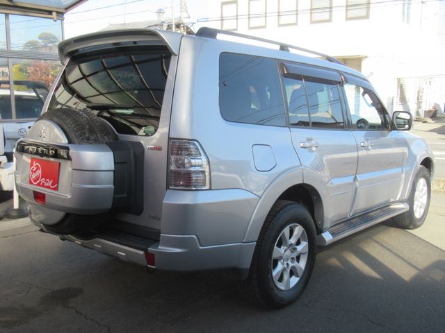 Mitsubishi PAJERO 2013-06 191406-2
