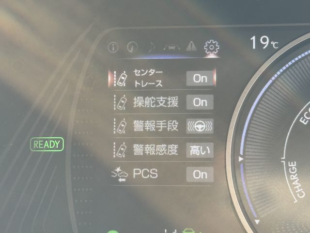 Lexus UX 2021-12 191737-28