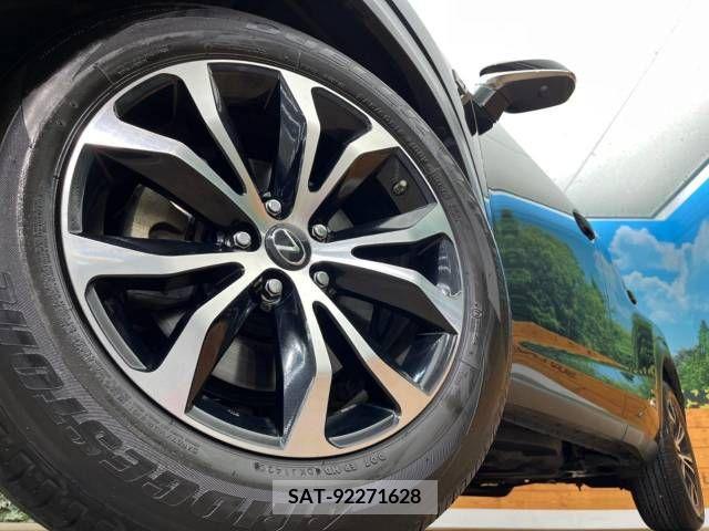 Lexus NX 2015-07 275692-13