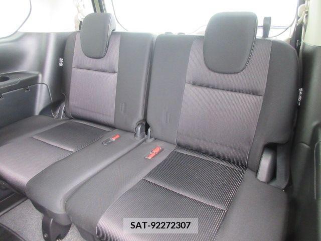 Nissan SERENA 2018-11 324981-6