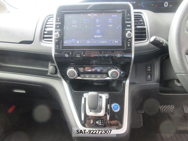 Nissan SERENA 2018-11 324981-13