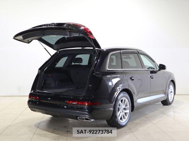 Audi Q7 2019-07 262199-8