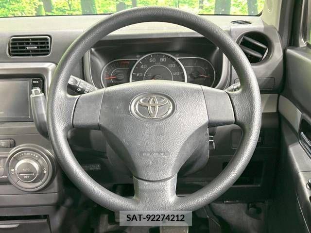 Toyota PIXIS SPACE 2015-07 384886-11