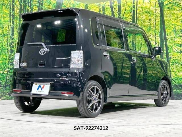 Toyota PIXIS SPACE 2015-07 384886-17
