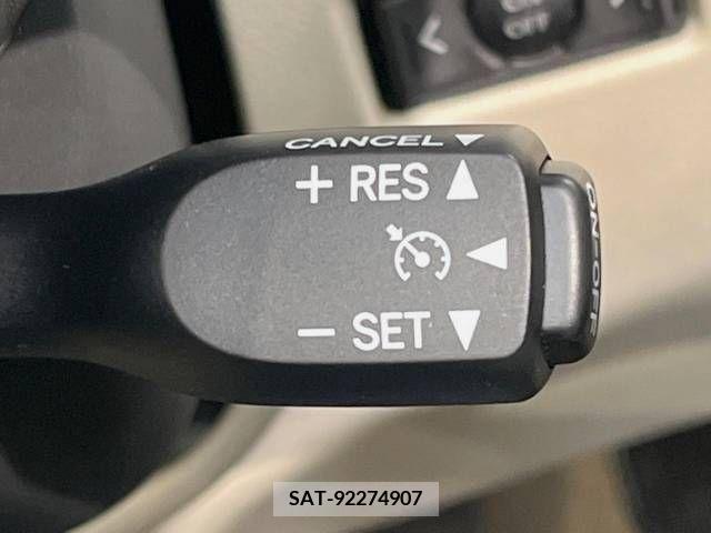 Lexus IS 2009-09 275453-5