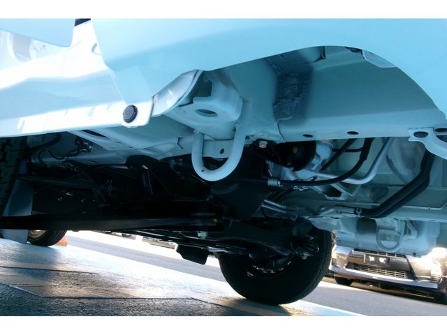 Suzuki CARRY TRUCK 2022-12 17079-24