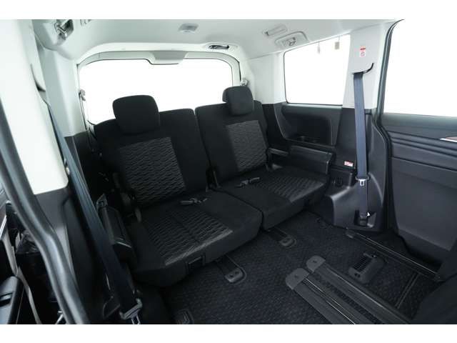 Mitsubishi DELICA D5 2022-12 17148-9