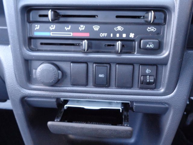 Suzuki CARRY TRUCK 2017-12 1970-11