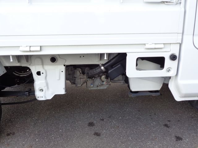 Suzuki CARRY TRUCK 2017-12 1970-26