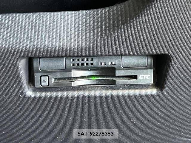 Toyota AQUA 2015-07 384174-4